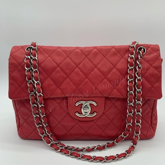Authentic Chanel classic maxi soft caviar single flap in SHW - Picture 6 of 15